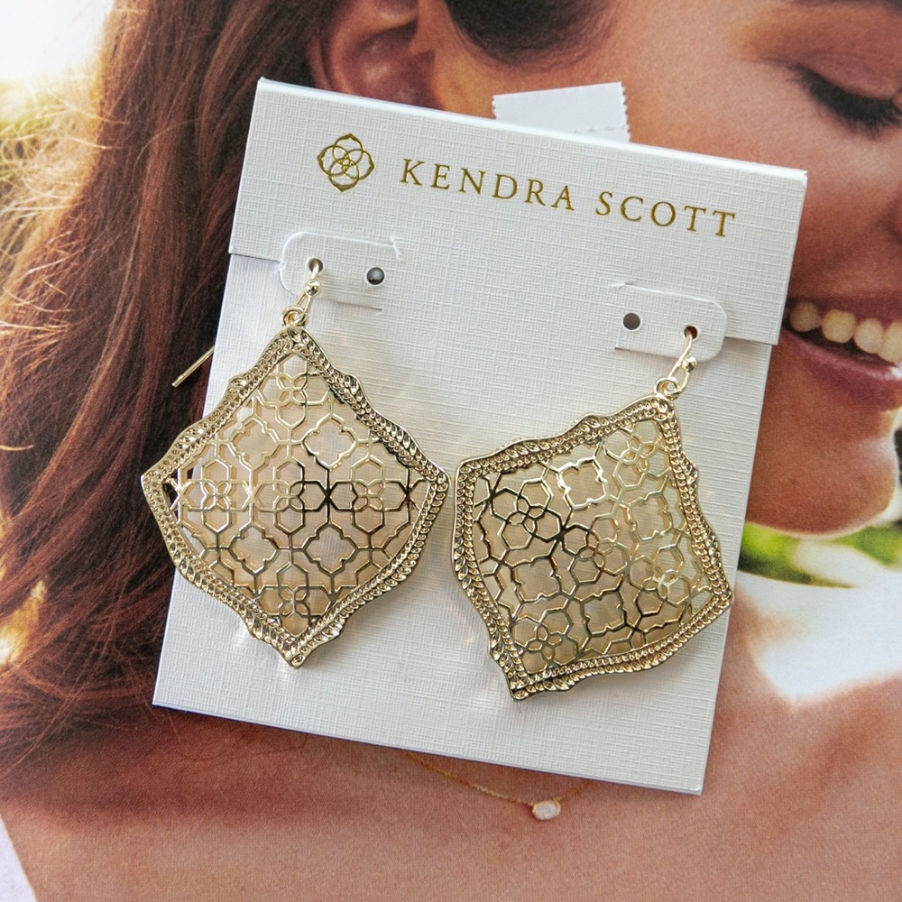 KENDRA SCOTT Kirsten Gold Drop Earrings